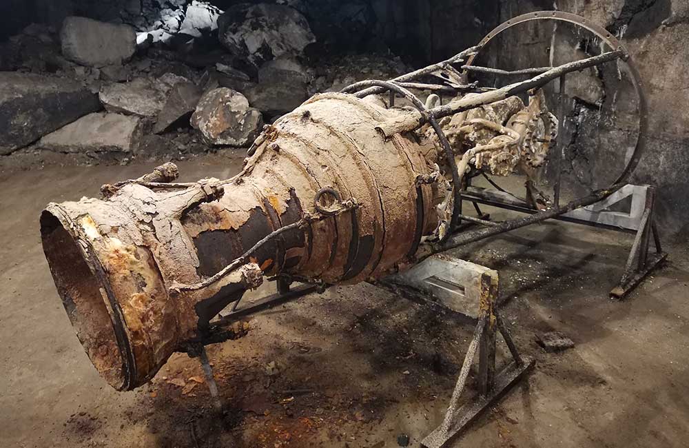 Rusty V-2 rocket engine at Camp Dora Rusty V-2 rocket engine at Camp Dora