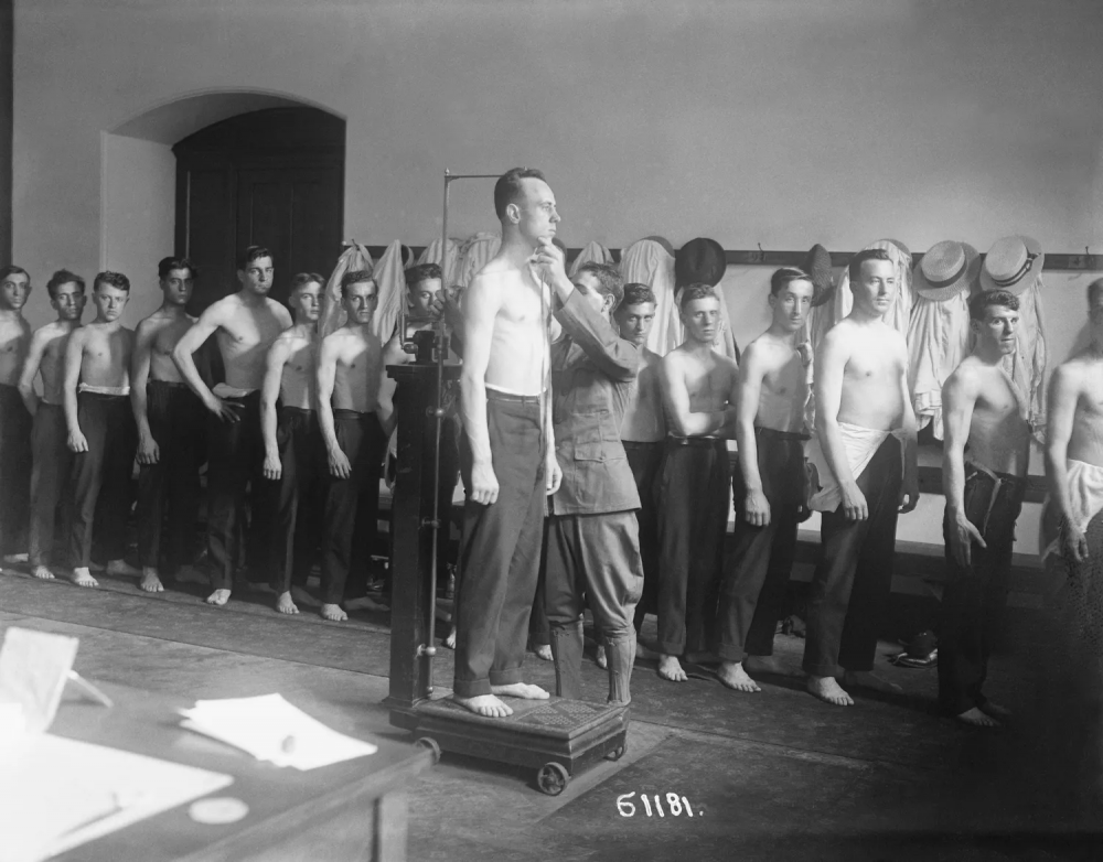 Which future World War II-era national leader was drafted into the army to serve in World War I, only to be found medically unfit?