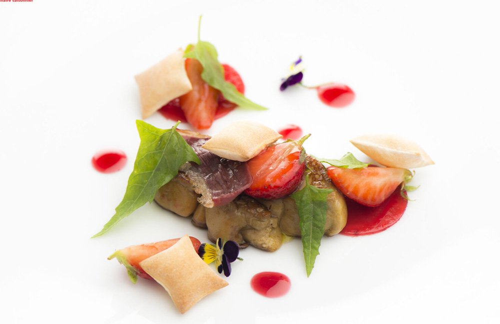 Dessert in Normandy - https://www.chateau-de-sully.com Dessert in Normandy - https://www.chateau-de-sully.com