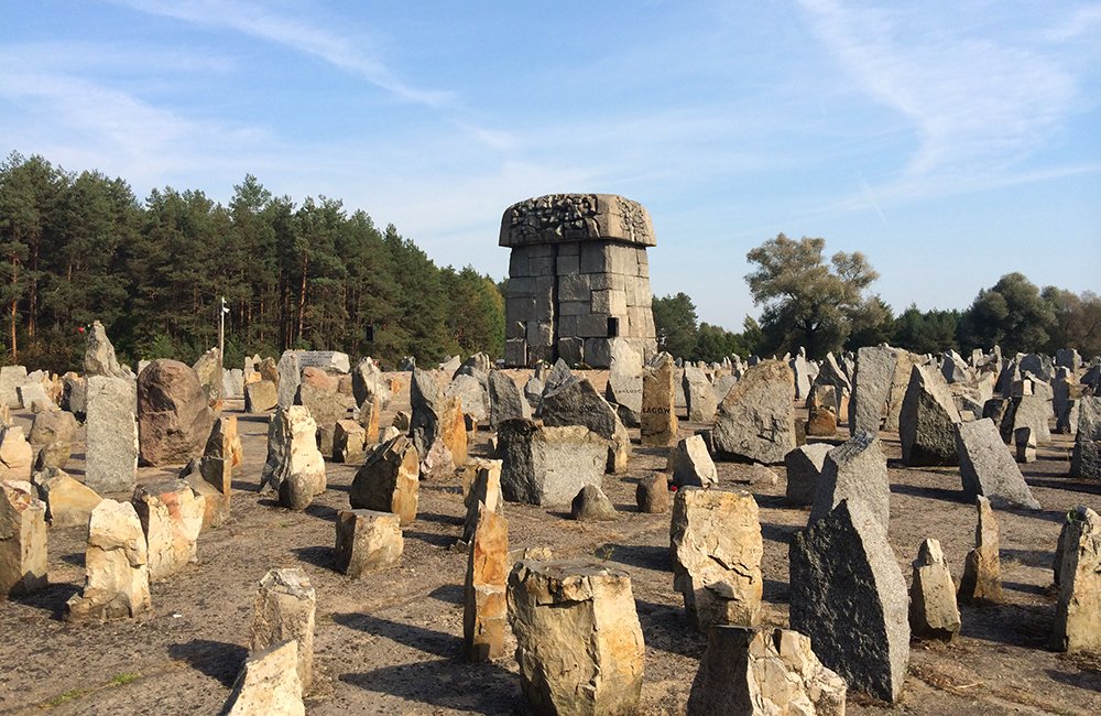 Treblinka monument