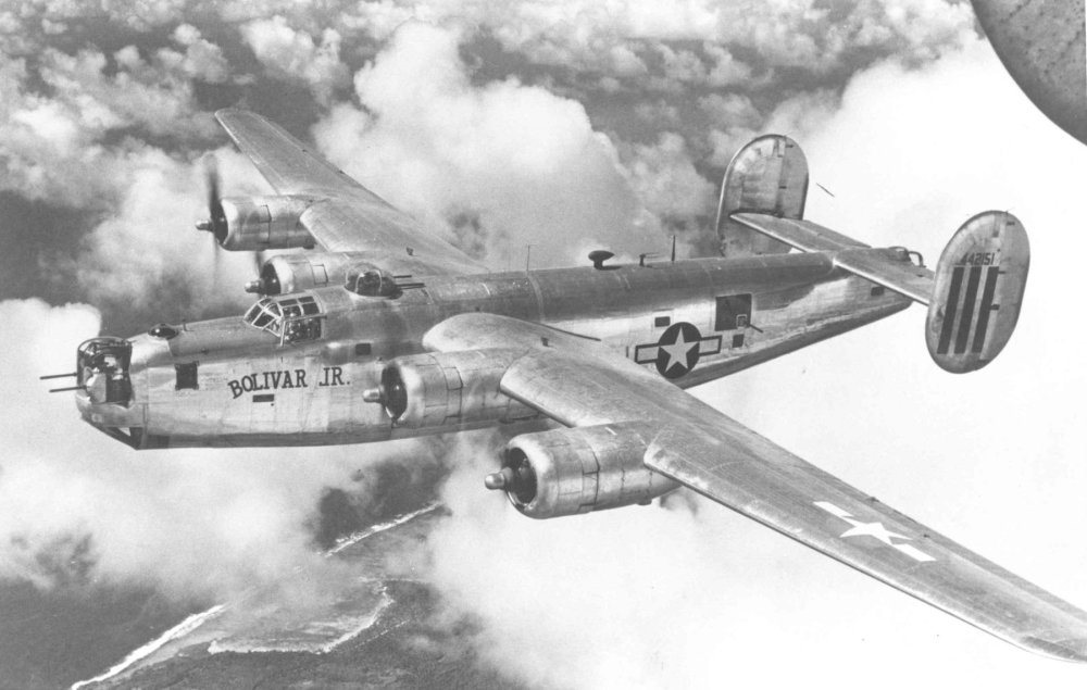Can you identify this World War II-era American heavy bomber?