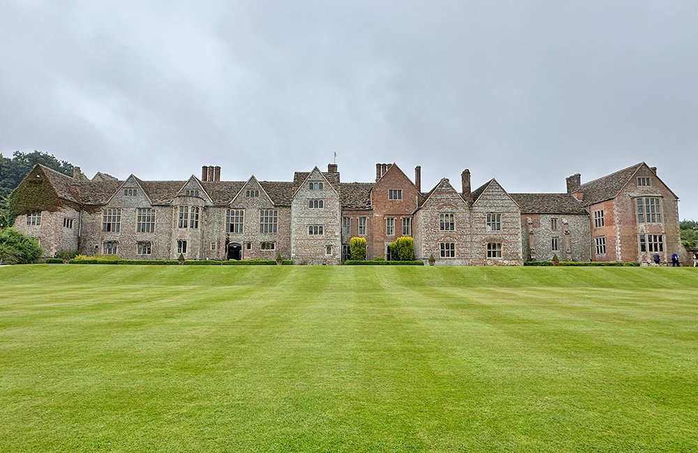 Littlecote house north avenue Littlecote house north avenue