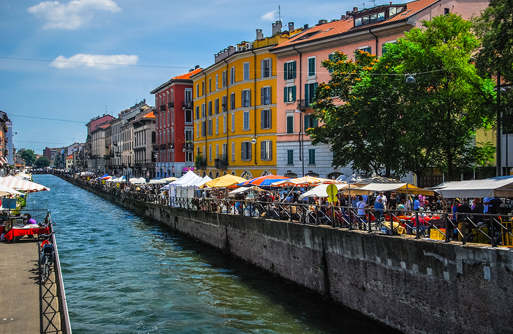 Milan - Naviglio Grande Milan - Naviglio Grande
