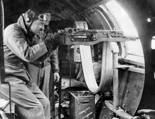 What was the highest rank reached by movie star Clark Gable during World War II?