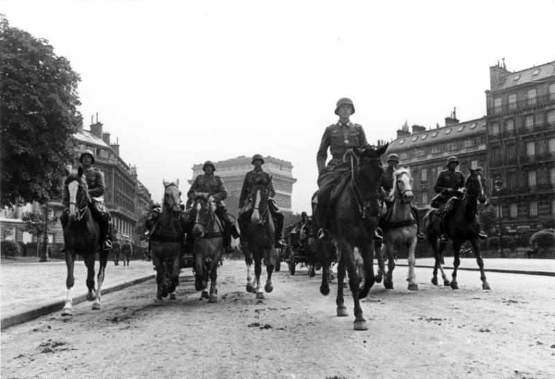 What was the gist of Fall Rot (“Case Red”), a German war plan executed after Fall Gelb (“Case Yellow”), the invasion of France and the Benelux Countries?