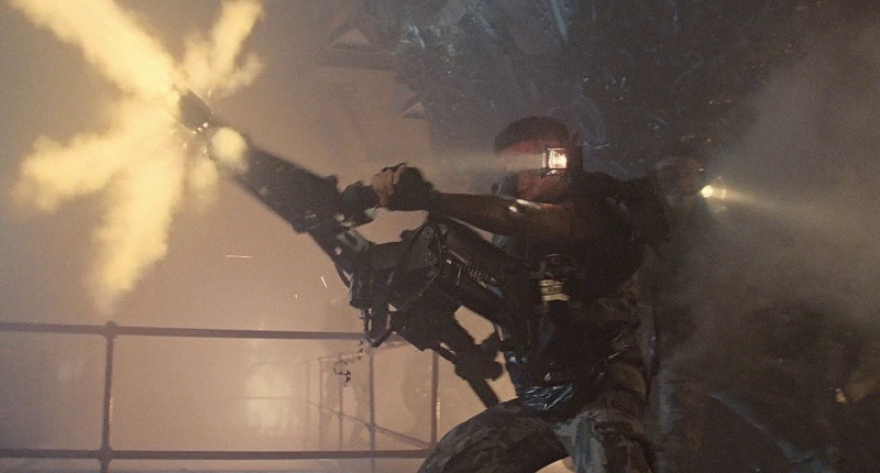 World War II firearms sometimes show in movies in unusual roles. What real-life weapon was the basis for the “Smart Gun” used in the sci-fi action-horror classic Aliens?