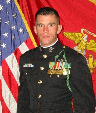 How did 2nd Lieutenant Terrel Shane Childers, the first American soldier to be killed in the Iraq War, die?