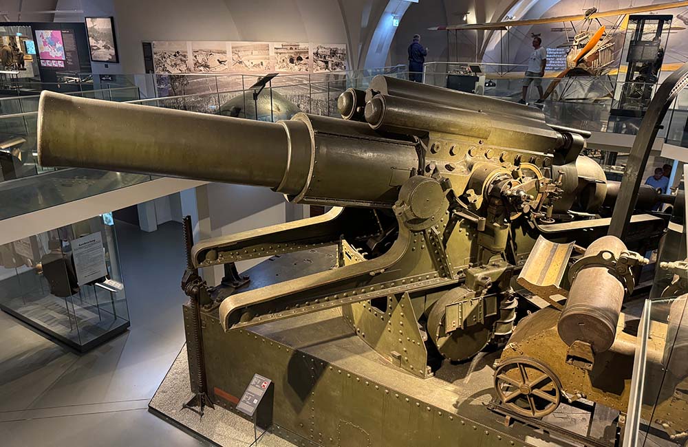WWI gun at the Vienna Museum of Military History