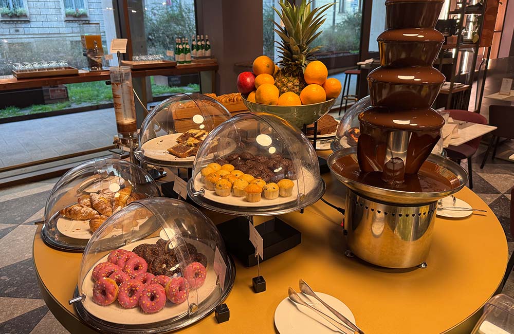 Breakfast in Milan Breakfast in Milan