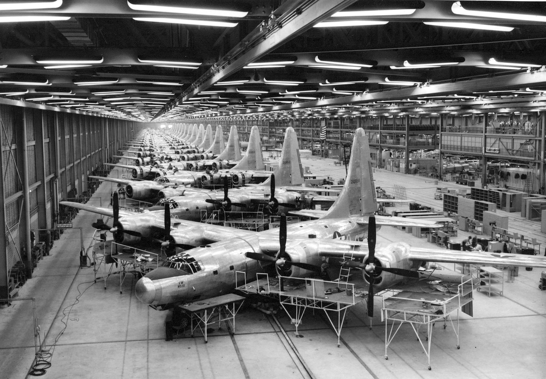 Which Allied aircraft type was classified as a “very heavy bomber” during World War II? (Photo does not necessarily depict the correct answer.)