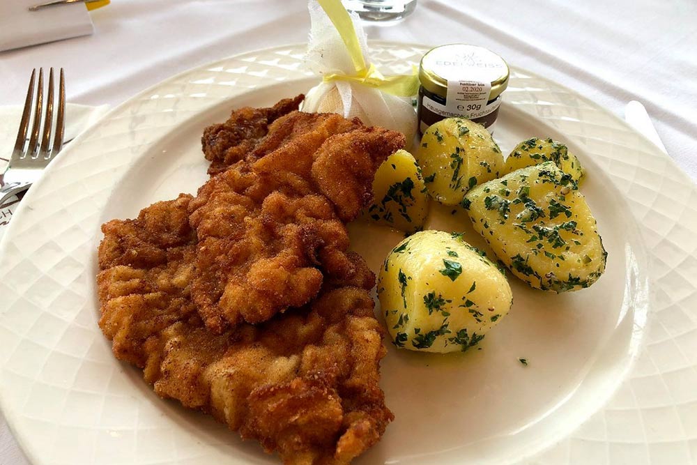 Lunch in Berchtesgaden Lunch in Berchtesgaden