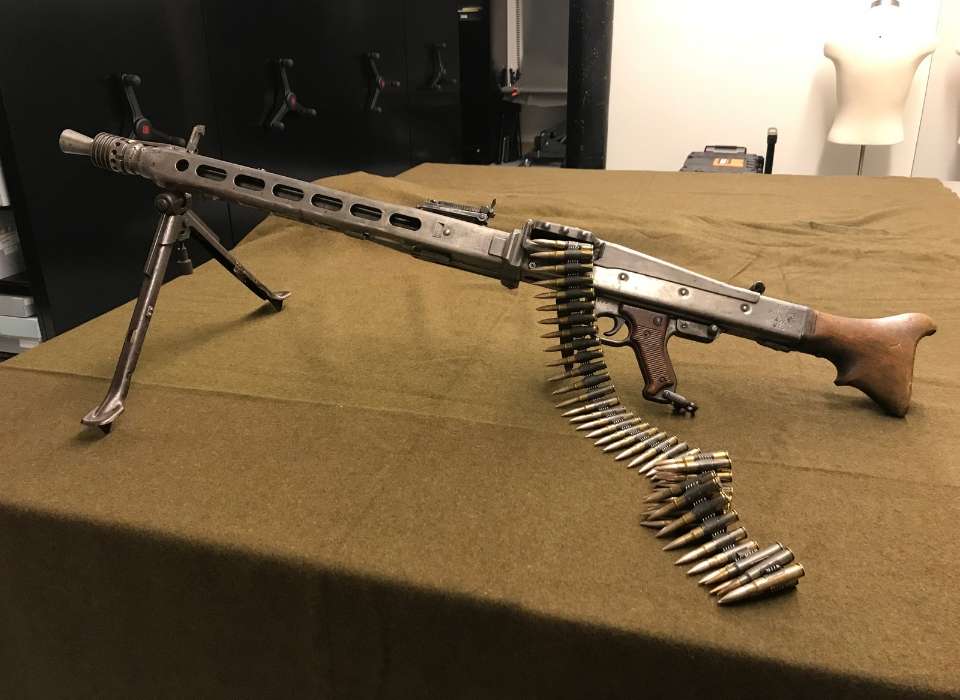 Can you identify this World War II-era machine gun?